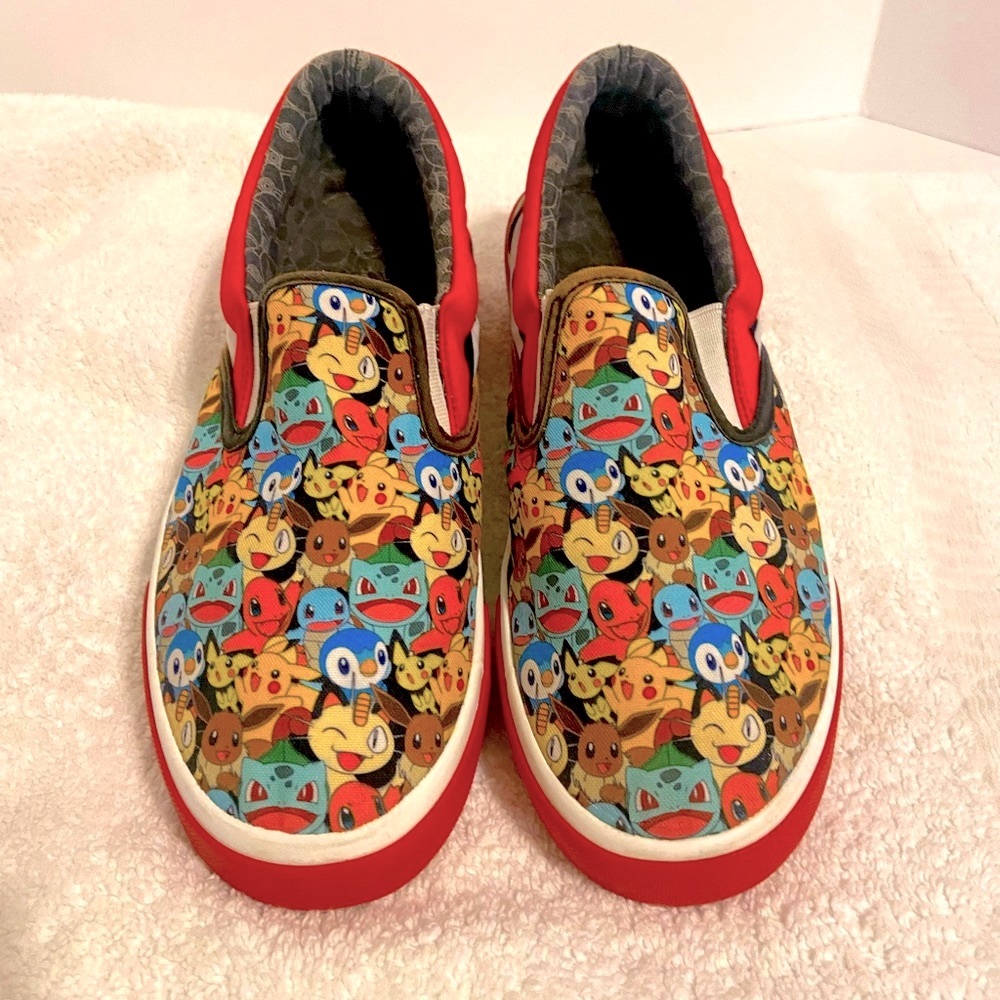 Pokémon Nintendo sneakers size 5 made in the USA 2023